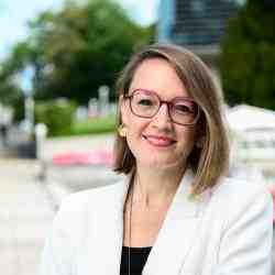 Sophie Bacq Headshot